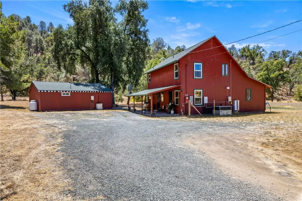 2225 Ladder Ridge Road, Upper Lake, CA — listing photo 1
