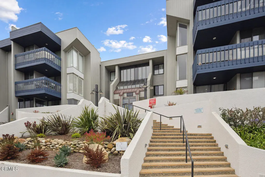 350 Paseo De Playa 202, Ventura, CA — listing photo 1