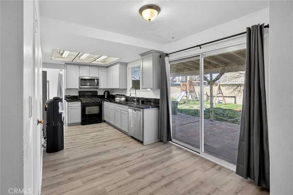 2611 Via Romana, Lancaster, CA — listing photo 1