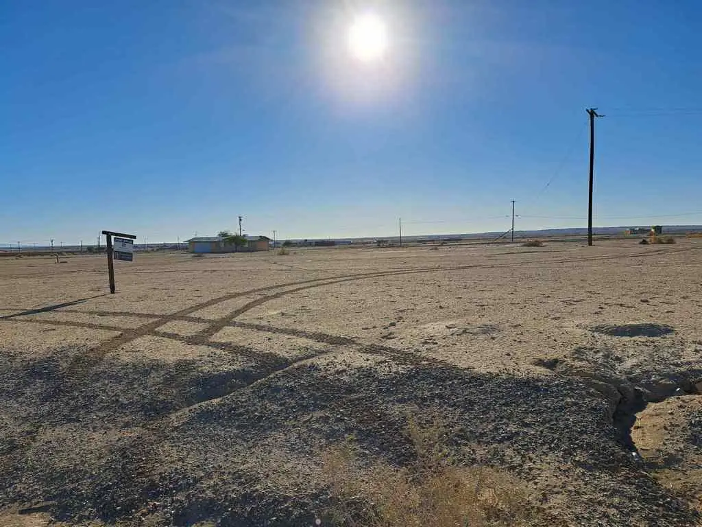 1213 Marshall Ave, Thermal, CA — listing photo 1