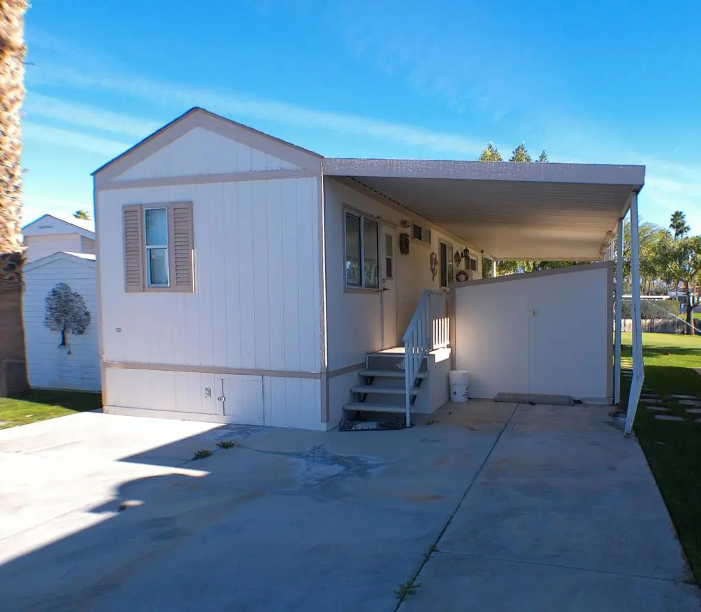Manufactured In Park for sale at 84136 Ave 44, #337 337, Indio, CA featuring 1 bed and 1 bath