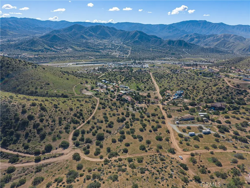 0 Vac/1/2 Mi N Sierra Hwy/I Mi E S, Acton, CA — listing photo 1