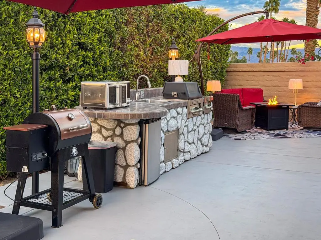 Mobile Home for sale at 80394 Ave 48 112, Indio, CA