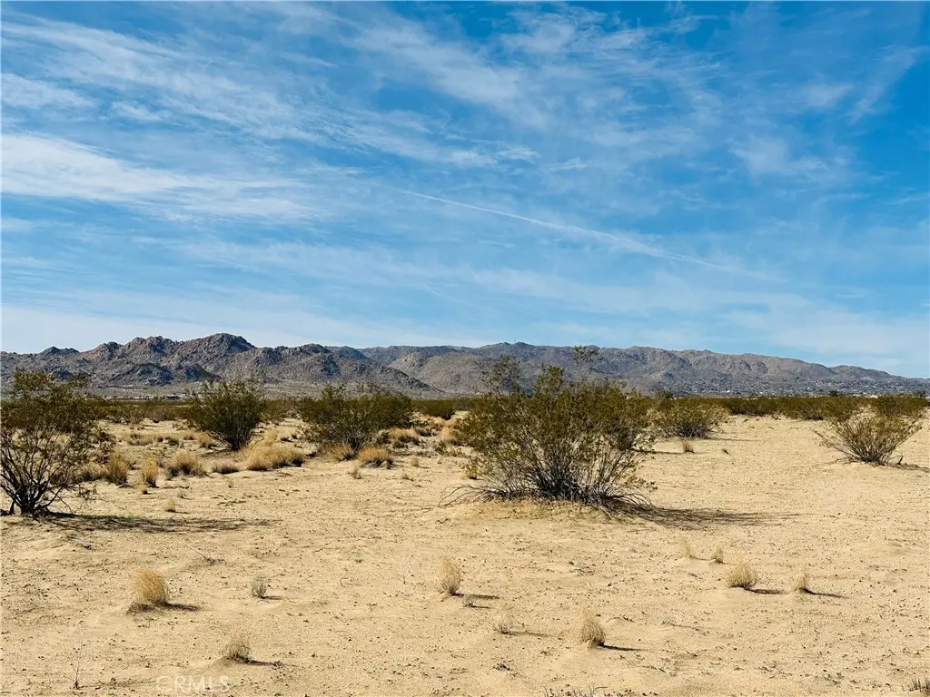 2 Sun Loma Road, Joshua Tree, CA — listing photo 1