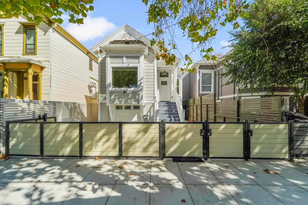 Single Family Residence for sale at 1662 14th Street, Oakland, CA featuring 6 beds and 4 baths