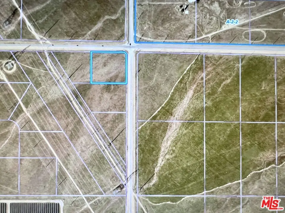 90 W Avenue K, Del Sur, CA — listing photo 1