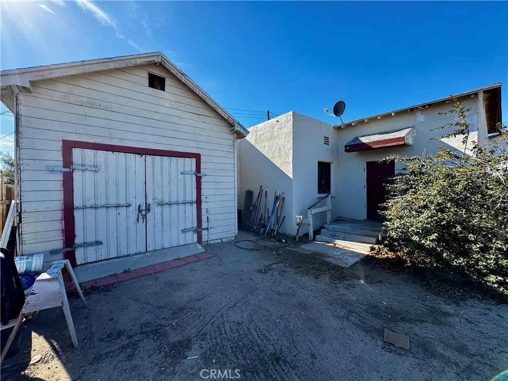 329 Chestnut, Needles, CA — listing photo 1