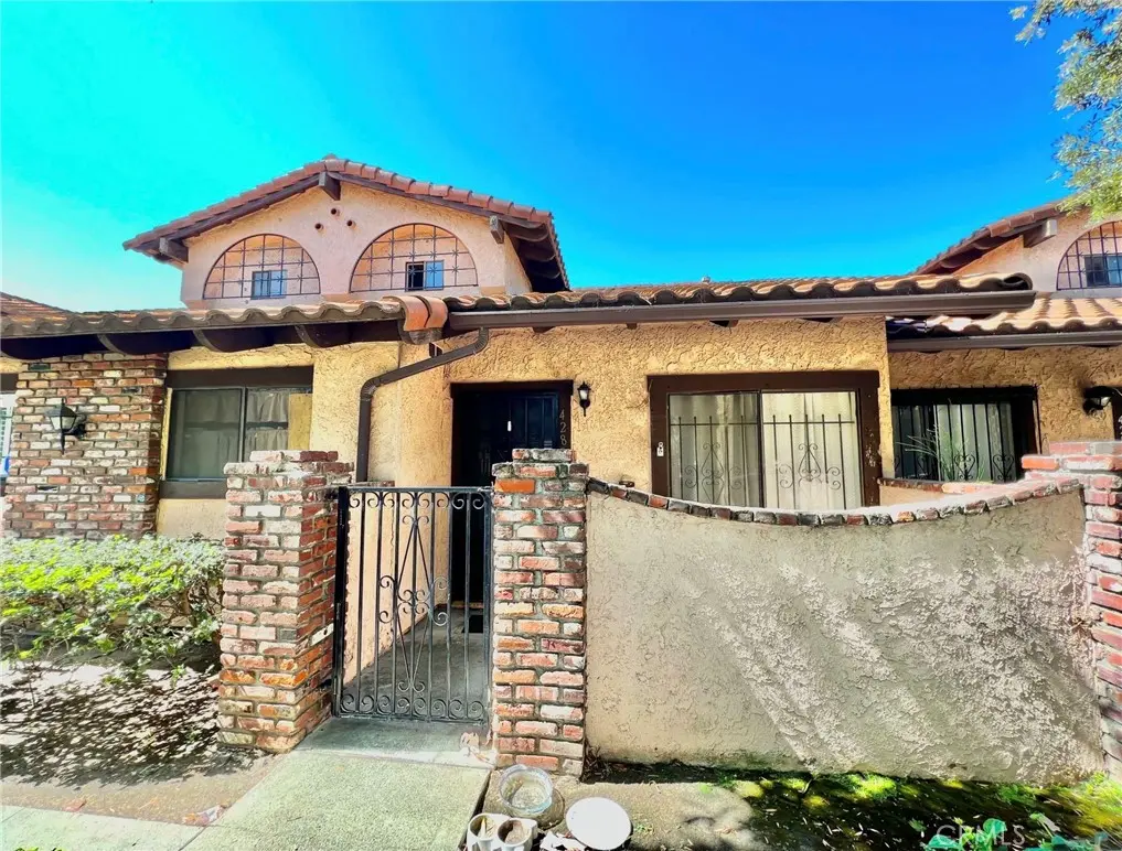 4288 Rosemead 25, Pico Rivera, CA — listing photo 1