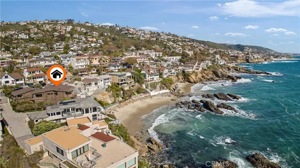 Single Family Residence for rent at 1911 Ocean Way, Laguna Beach, CA featuring 4 beds and 4 baths