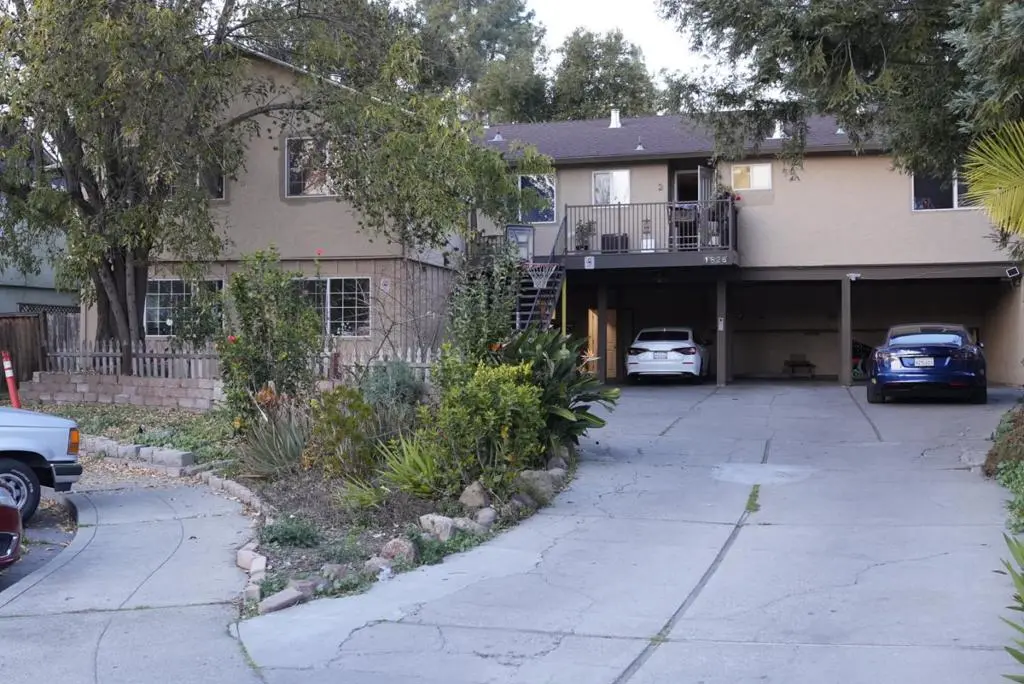 1826 Higdon Avenue, Mountain View, CA — listing photo 1