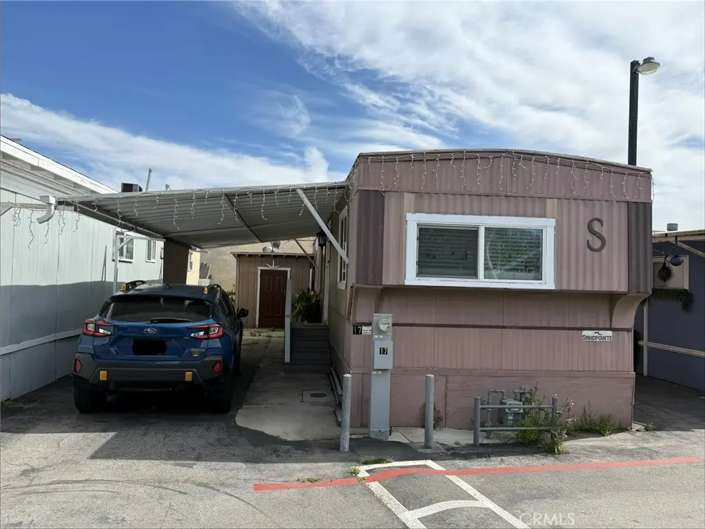 Manufactured In Park for sale at 1618 W 132nd 17, Gardena, CA featuring 1 bed and 1 bath