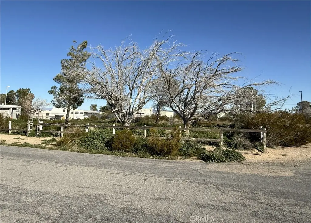 26200 Cheyenne, Mojave, CA — listing photo 1