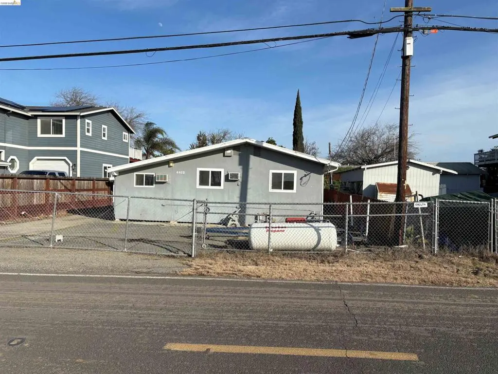 Single Family Residence for sale at 4412 Sandmound Blvd, Oakley, CA featuring 3 beds and 2 baths