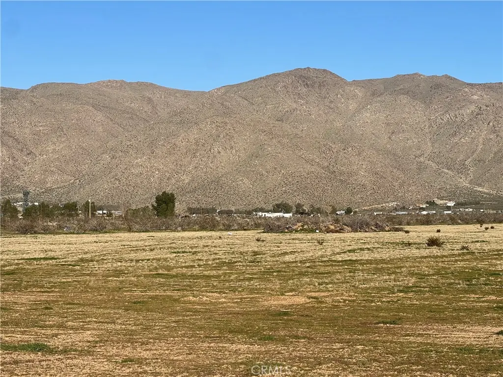 3 Manzana Drive, Apple Valley, CA — listing photo 1