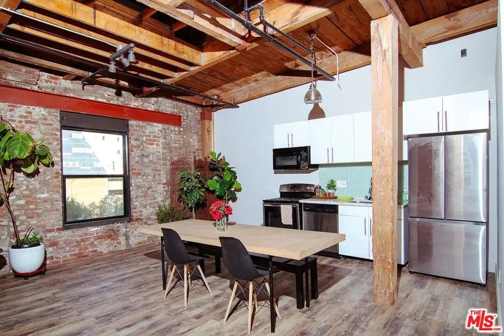 Residential Lease for rent at 900 E 1st Street 311, Los Angeles, Los Angeles County, CA