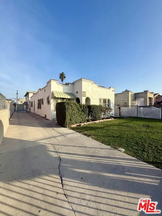 Residential Income for sale at 6544 S Victoria Avenue, Los Angeles, CA featuring 7 beds and 5 baths