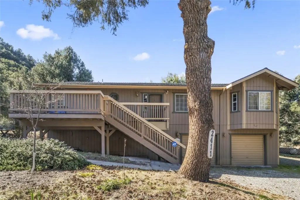 2411 Glacier Drive, Pine Mountain Club, CA — listing photo 1
