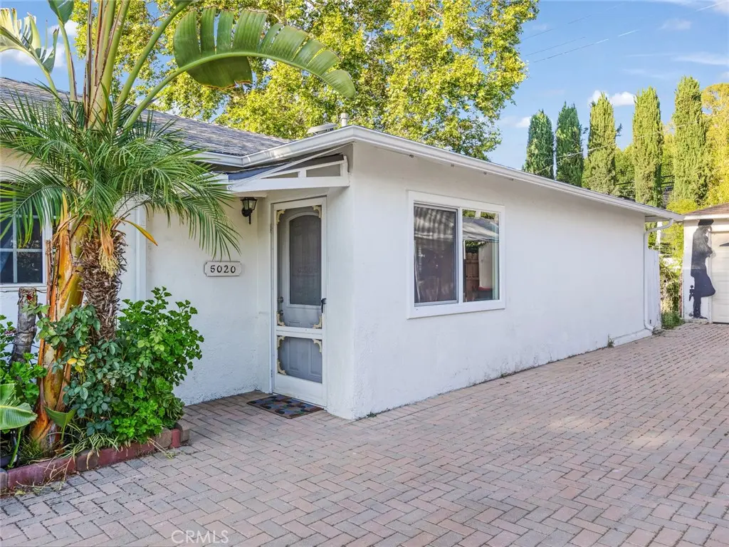5020 Topanga Canyon, Woodland Hills, CA — listing photo 1