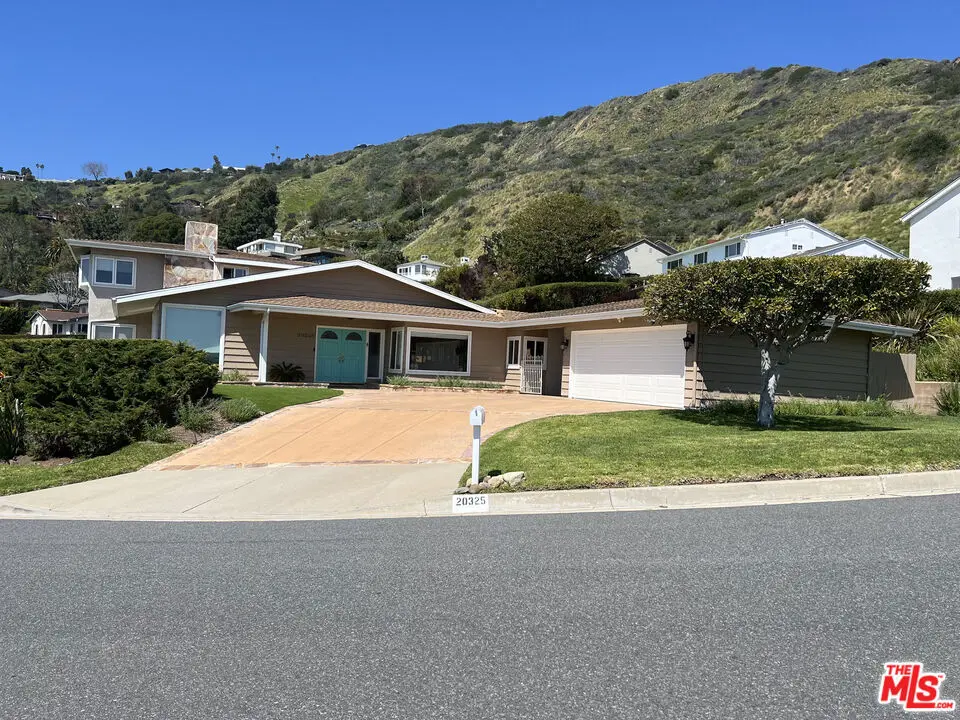 20325 Seaboard Road, Malibu, CA — listing photo 1