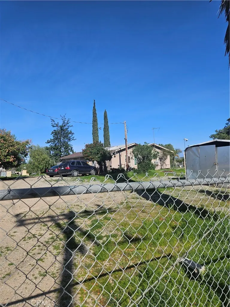 Manufactured On Land for sale at 22608 Birds Eye, Perris, CA featuring 3 beds and 2 baths