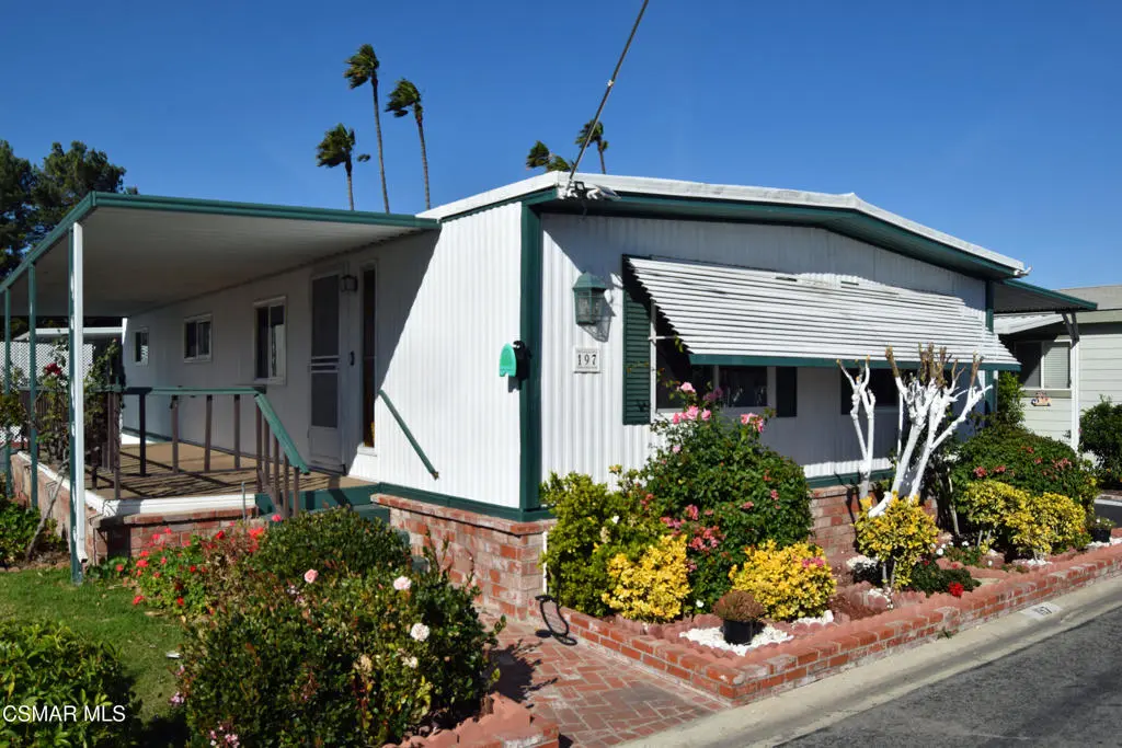 Manufactured In Park for sale at 195 Tierra Rejada Road 197, Simi Valley, CA featuring 2 beds and 2 baths