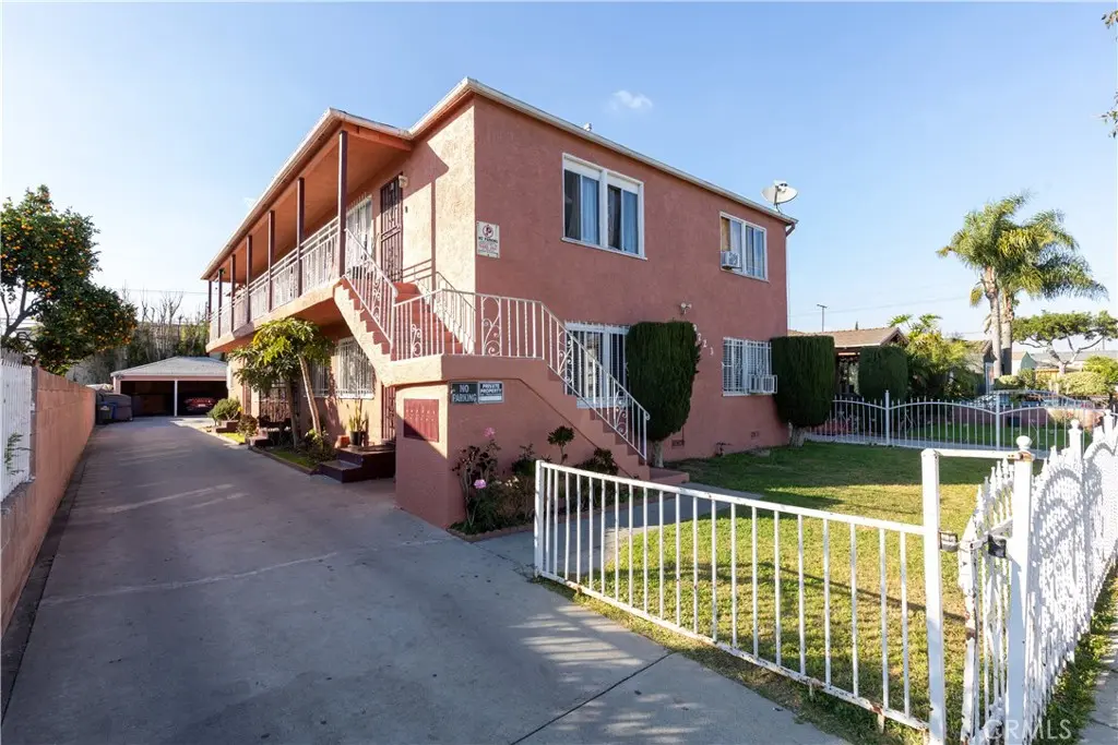 9723 San Juan, South Gate, CA — listing photo 1