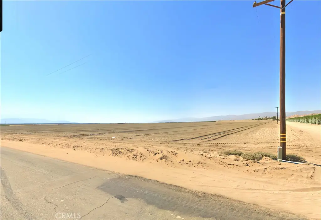 59375 Lincoln, Thermal, CA — listing photo 1
