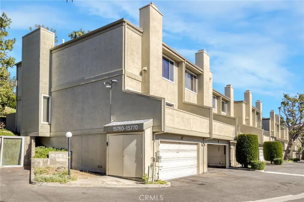 15760 Midwood Drive 6, Granada Hills, CA — listing photo 1