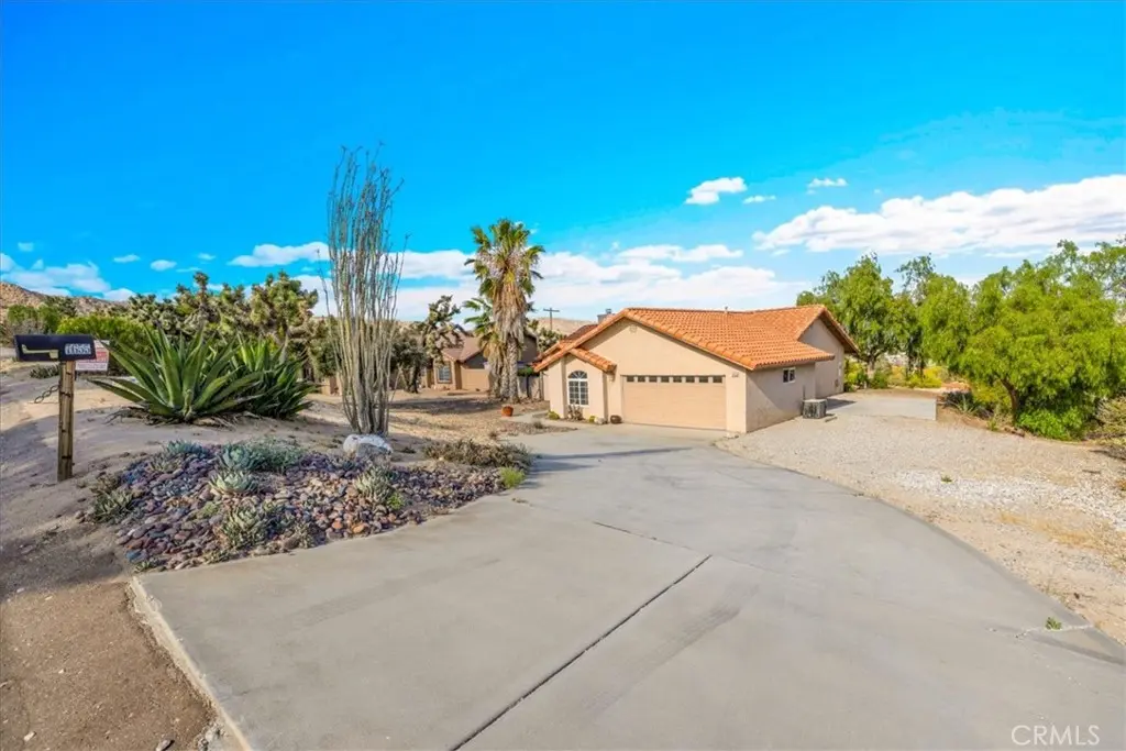 7655 Ventura, Yucca Valley, CA — listing photo 1