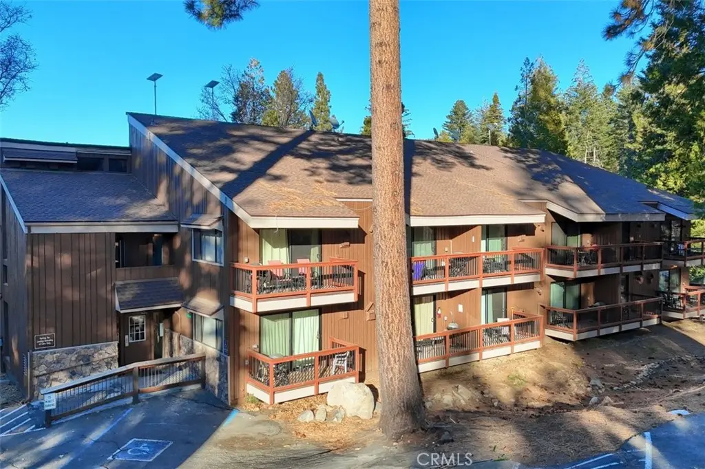 7540 Henness Circle B210, Yosemite, CA — listing photo 1