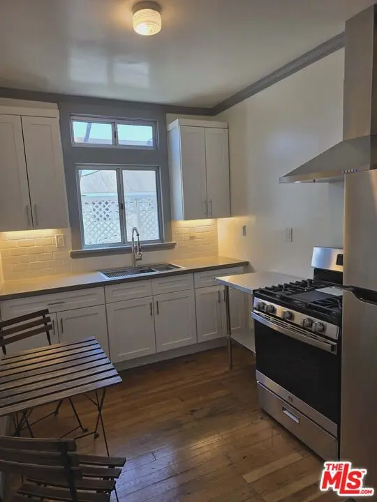 Residential Lease for rent at 1275 N Wilton Place C, Los Angeles, Los Angeles County, CA and 1 bath