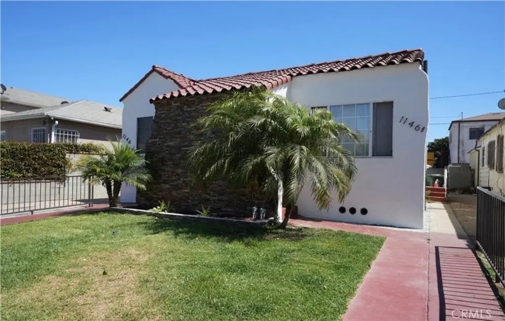 Triplex for sale at 1144 W 85th, Los Angeles, CA