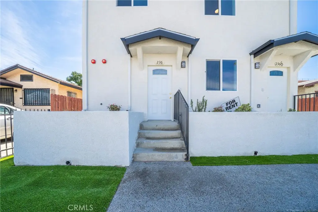 Triplex for sale at 236 W 84th, Los Angeles, CA