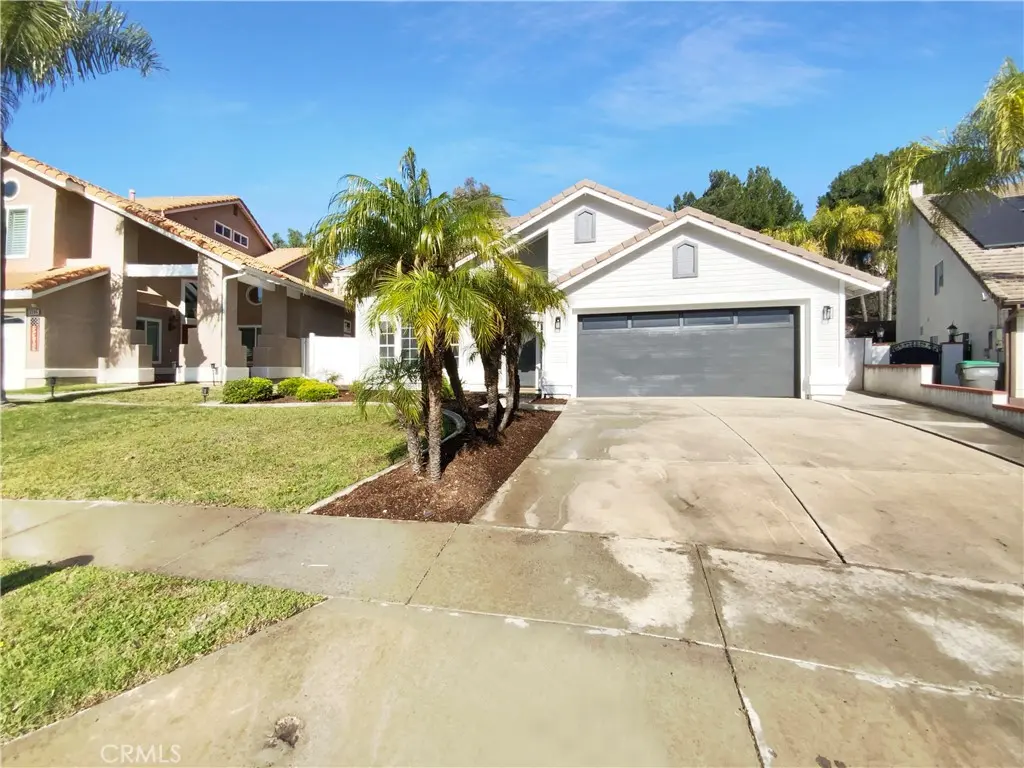 3303 Deaver, Corona, CA — listing photo 1