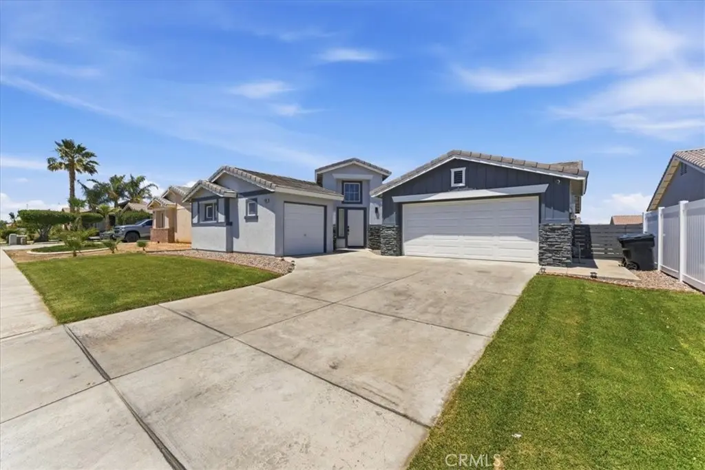 13200 Dos Palmas, Victorville, CA — listing photo 1