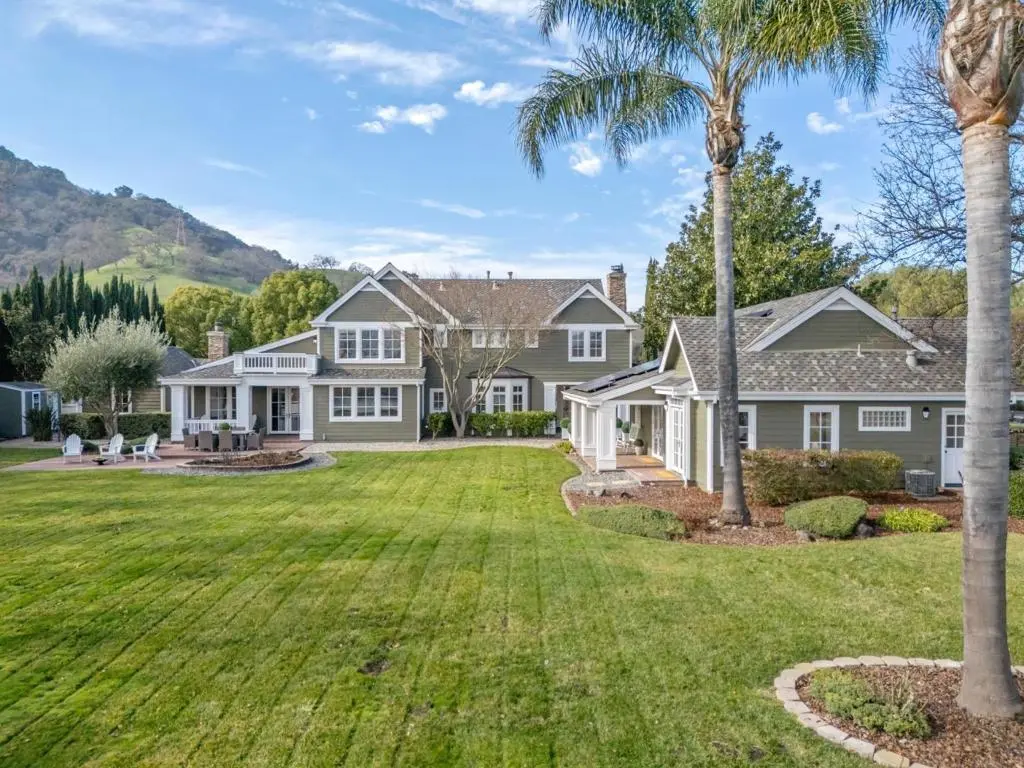 1450 Lakeview Court, San Martin, CA — listing photo 1