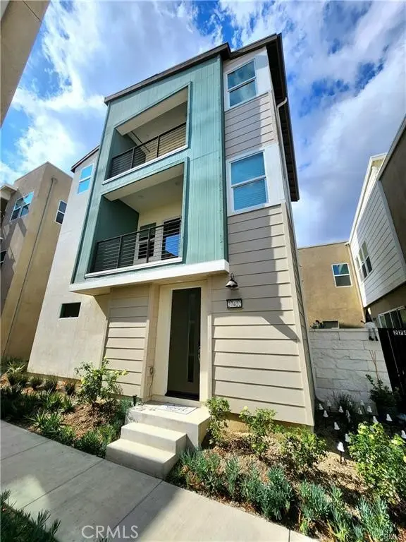 27422 Pioneer Court, Valencia, CA — listing photo 1