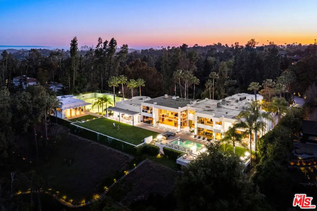 Single Family Residence for sale at 300 N San Rafael Avenue, Pasadena, CA featuring 8 beds and 14 baths