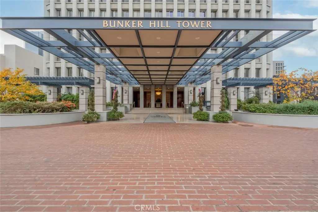 Condominium for sale at 800 W 1st Street 502, Los Angeles, CA featuring 1 bed and 1 bath