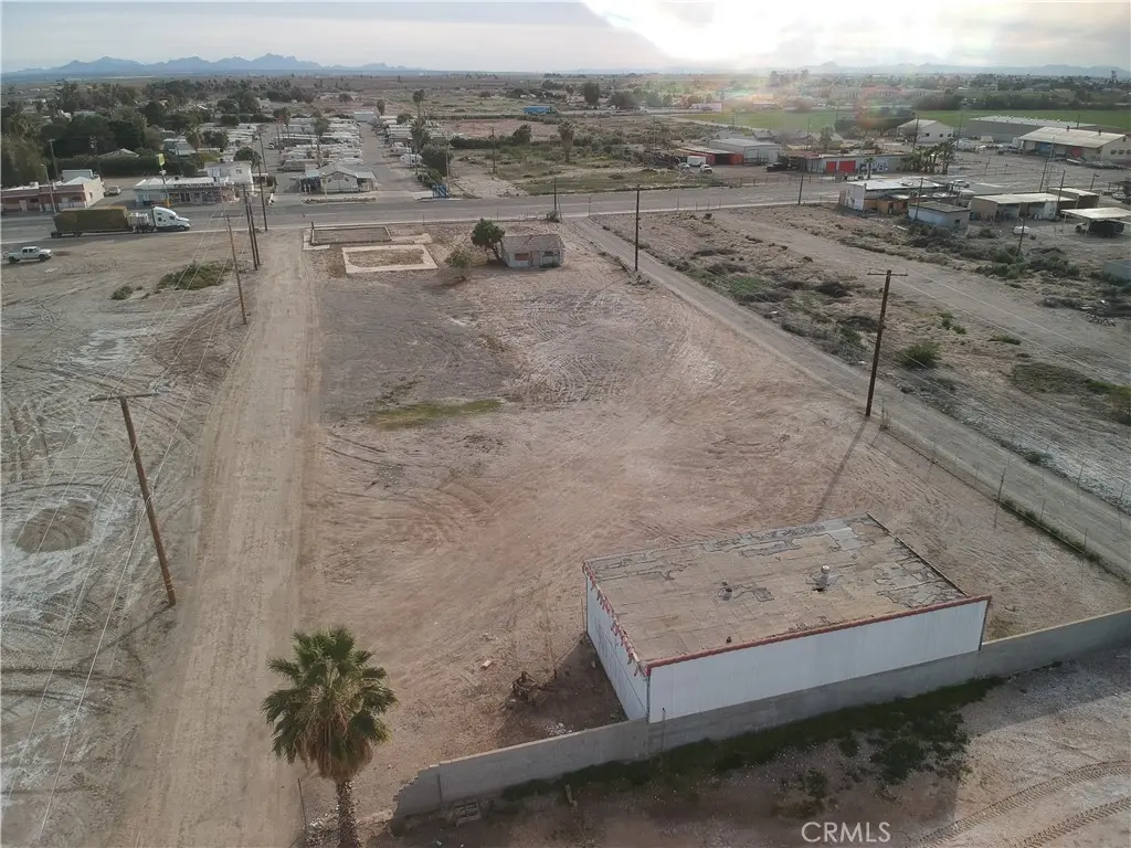 1581 E Hobsonway, Blythe, CA — listing photo 1