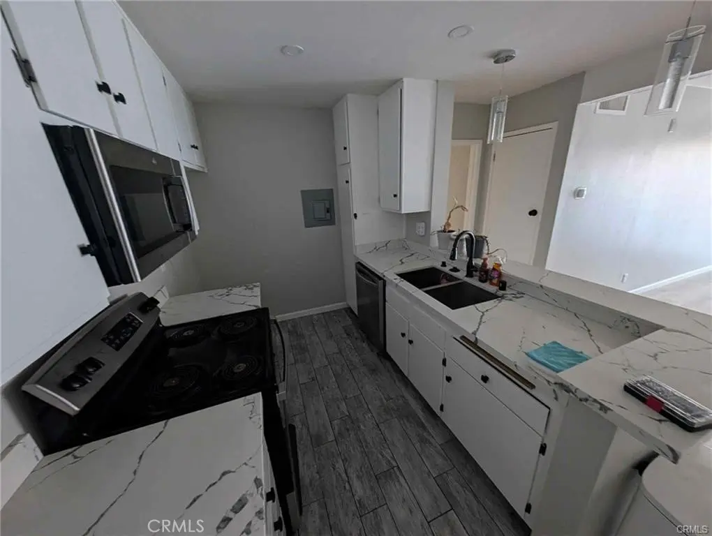 5460 White Oak Avenue #C302, Encino, CA — listing photo 1