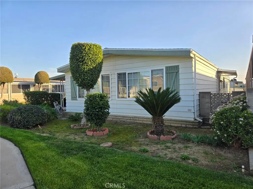 2261 Lake crest Lane 83, La Habra, CA — listing photo 1