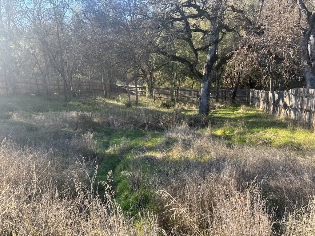 5030 Crawford, Clearlake, CA — listing photo 1