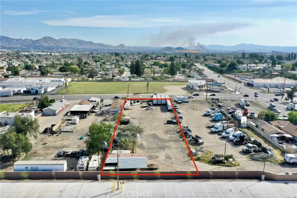 1966 W Rialto, San Bernardino, CA — listing photo 1