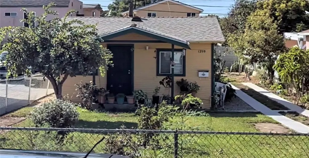 Single Family Residence for sale at 1259 S Alma, Los Angeles, CA featuring 2 beds and 1 bath