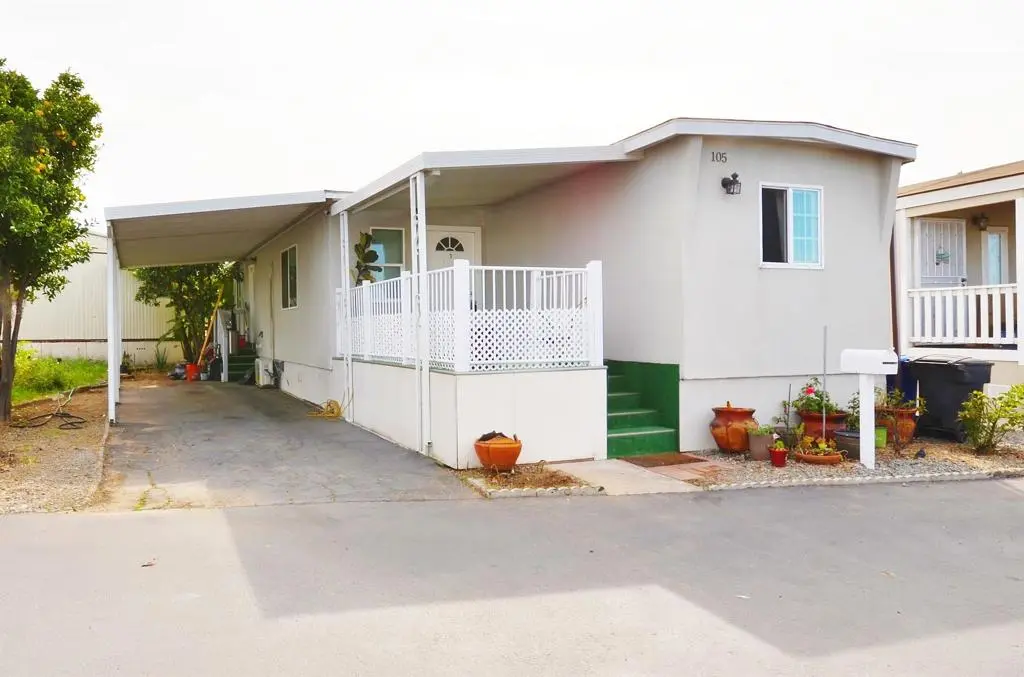 Manufactured In Park for sale at 1425 Second Avenue 105, Chula Vista, CA featuring 3 beds and 2 baths