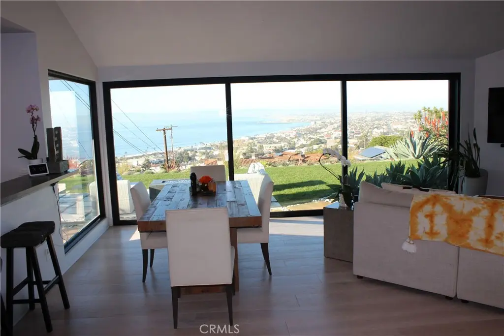 Single Family Residence for rent at 161 Via Pasqual, Redondo Beach, CA featuring 3 beds and 2 baths
