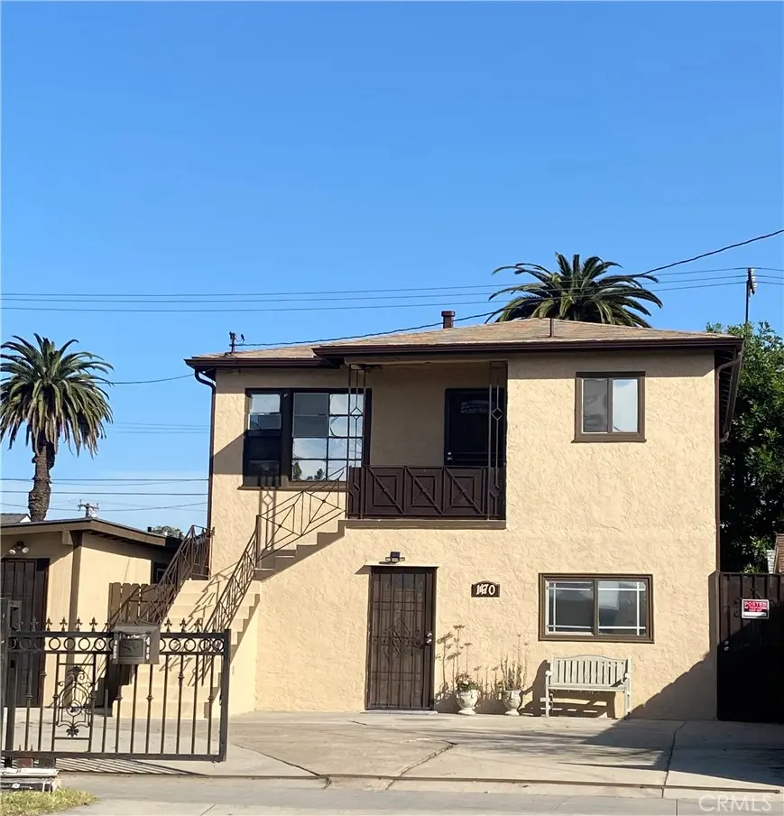 Duplex for rent at 1470 Martin Luther King Jr, Long Beach, CA featuring 2 beds and 2 baths