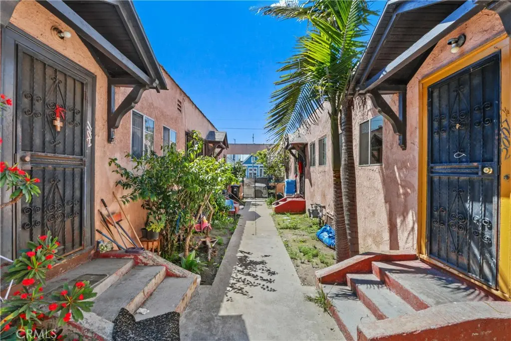Mixed Use for sale at 2007 Pennsylvania, Los Angeles, CA
