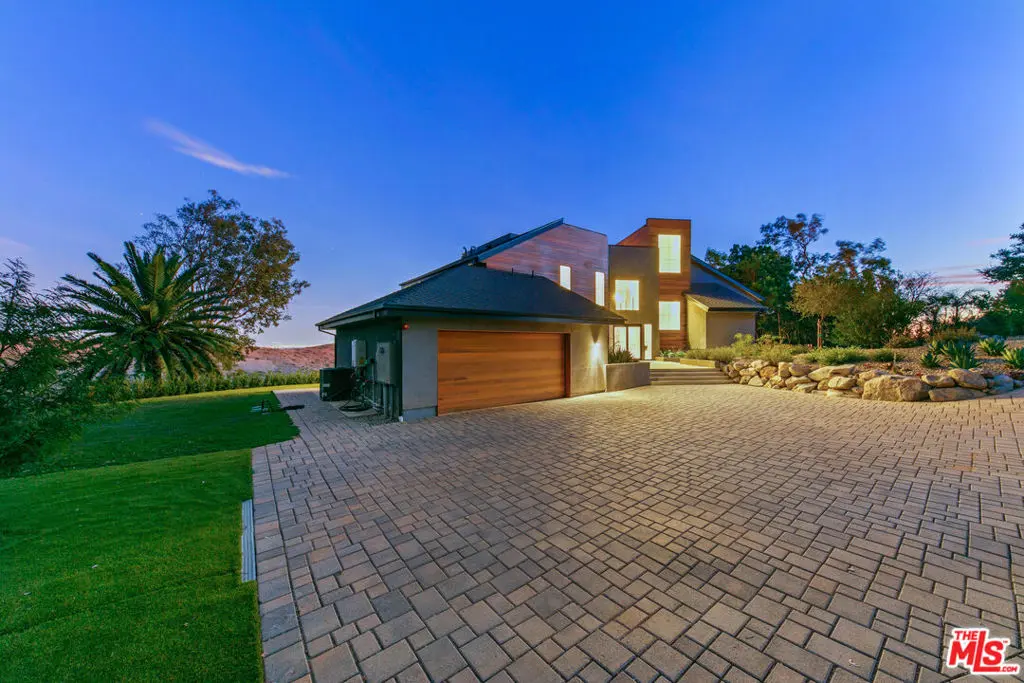 4756 Latigo Canyon Road, Malibu, CA — listing photo 1